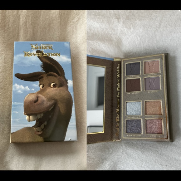 Shrek x Revolution 'Donkey on the Edge' Mini Eyeshadow Palette - Picture 1 of 4